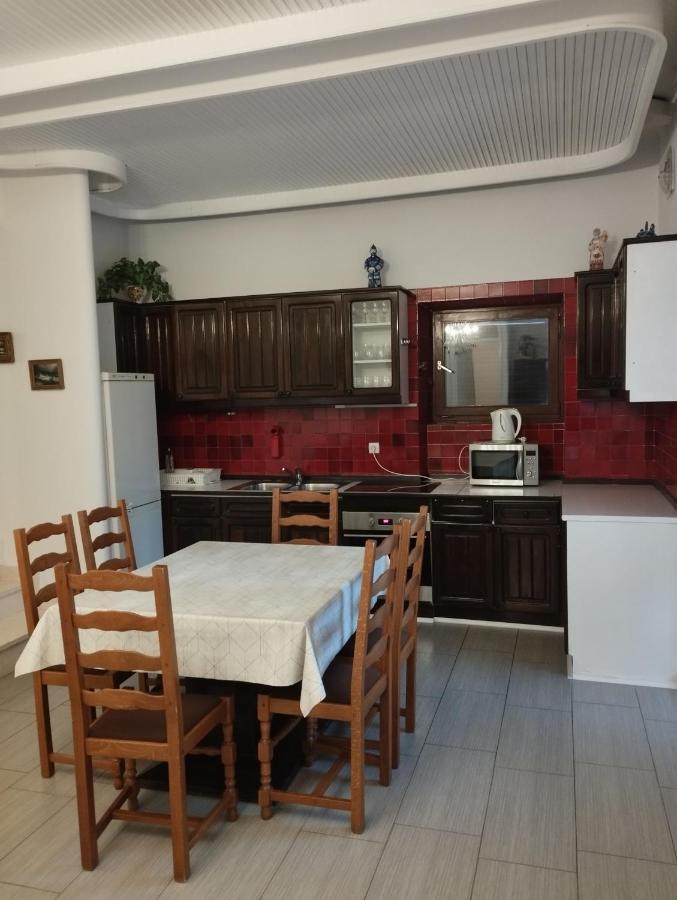 Dck Apartments 科斯特雷纳 外观 照片
