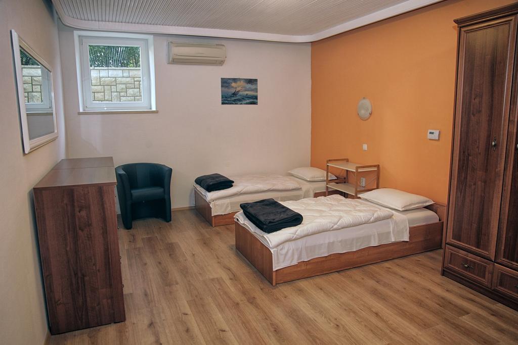 Dck Apartments 科斯特雷纳 外观 照片